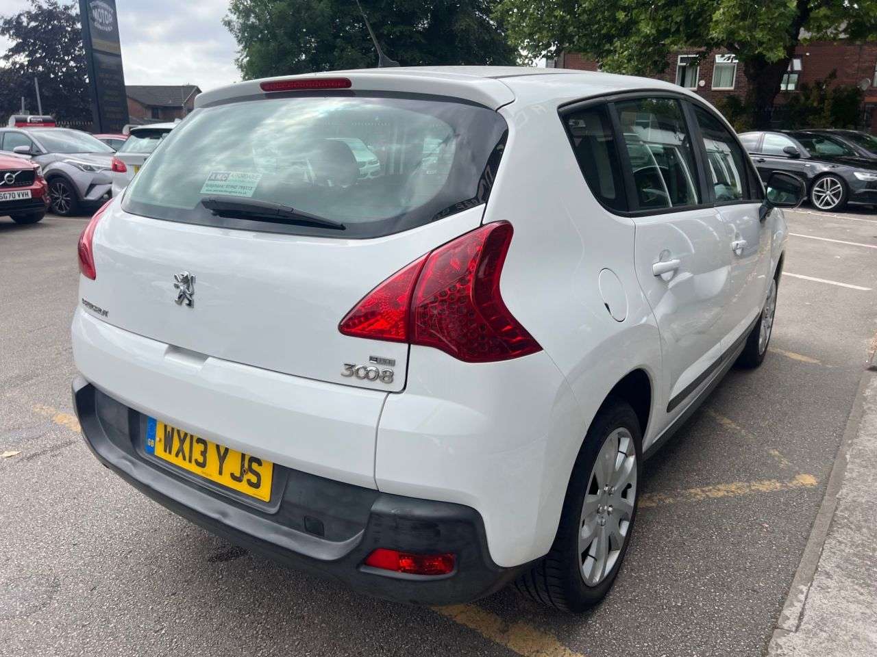 2013 PEUGEOT 3008 2013 PEUGEOT 3008