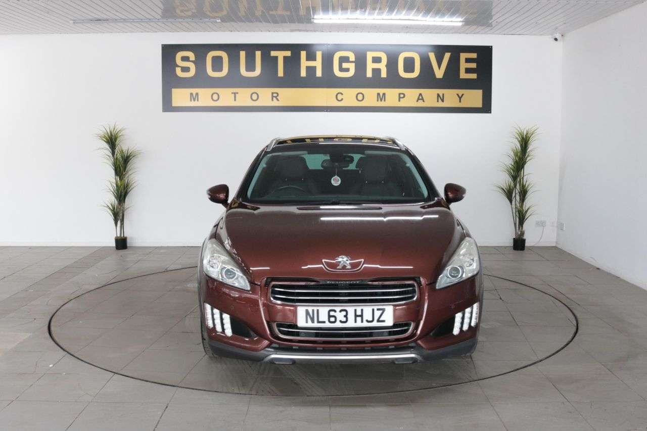 A 2013 PEUGEOT 508 SW 2.0 h e-HDi RXH Estate 5dr Diesel Hybrid EGC 4WD Euro 5 (s/s) (200 ps) ** E A 2013 PEUGEOT 508 SW 2.0 h e-HDi RXH Estate 5dr Diesel Hybrid EGC 4WD Euro 5 (s/s) (200 ps) ** E