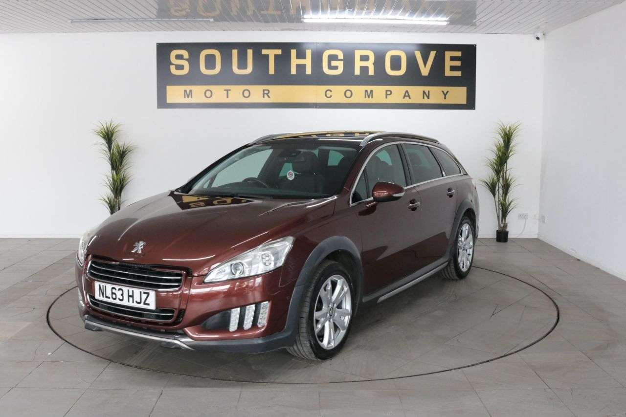 A 2013 PEUGEOT 508 SW 2.0 h e-HDi RXH Estate 5dr Diesel Hybrid EGC 4WD Euro 5 (s/s) (200 ps) ** E A 2013 PEUGEOT 508 SW 2.0 h e-HDi RXH Estate 5dr Diesel Hybrid EGC 4WD Euro 5 (s/s) (200 ps) ** E