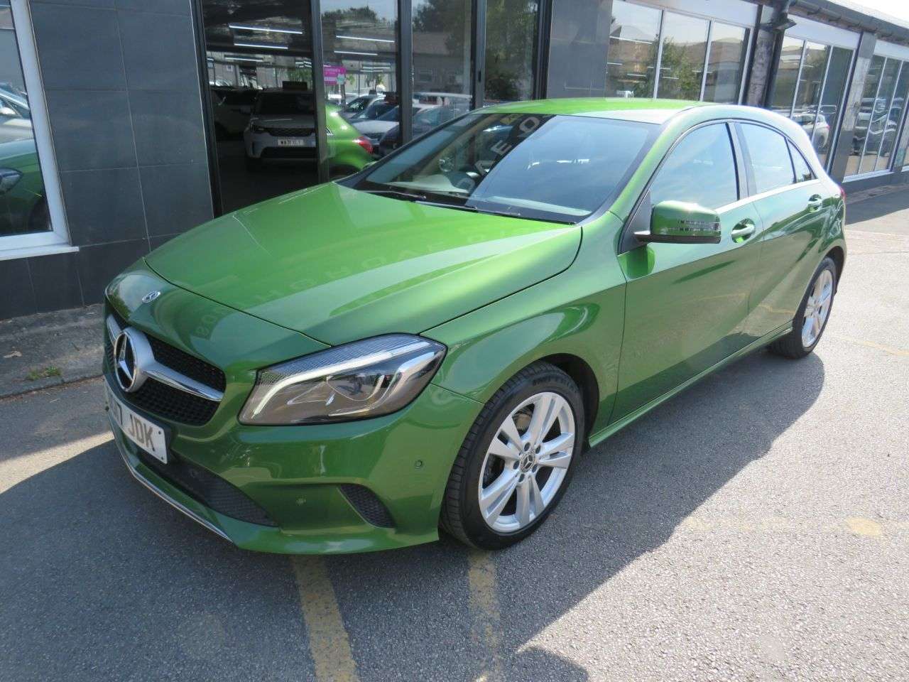 2017 MERCEDES-BENZ A CLASS 2017 MERCEDES-BENZ A CLASS