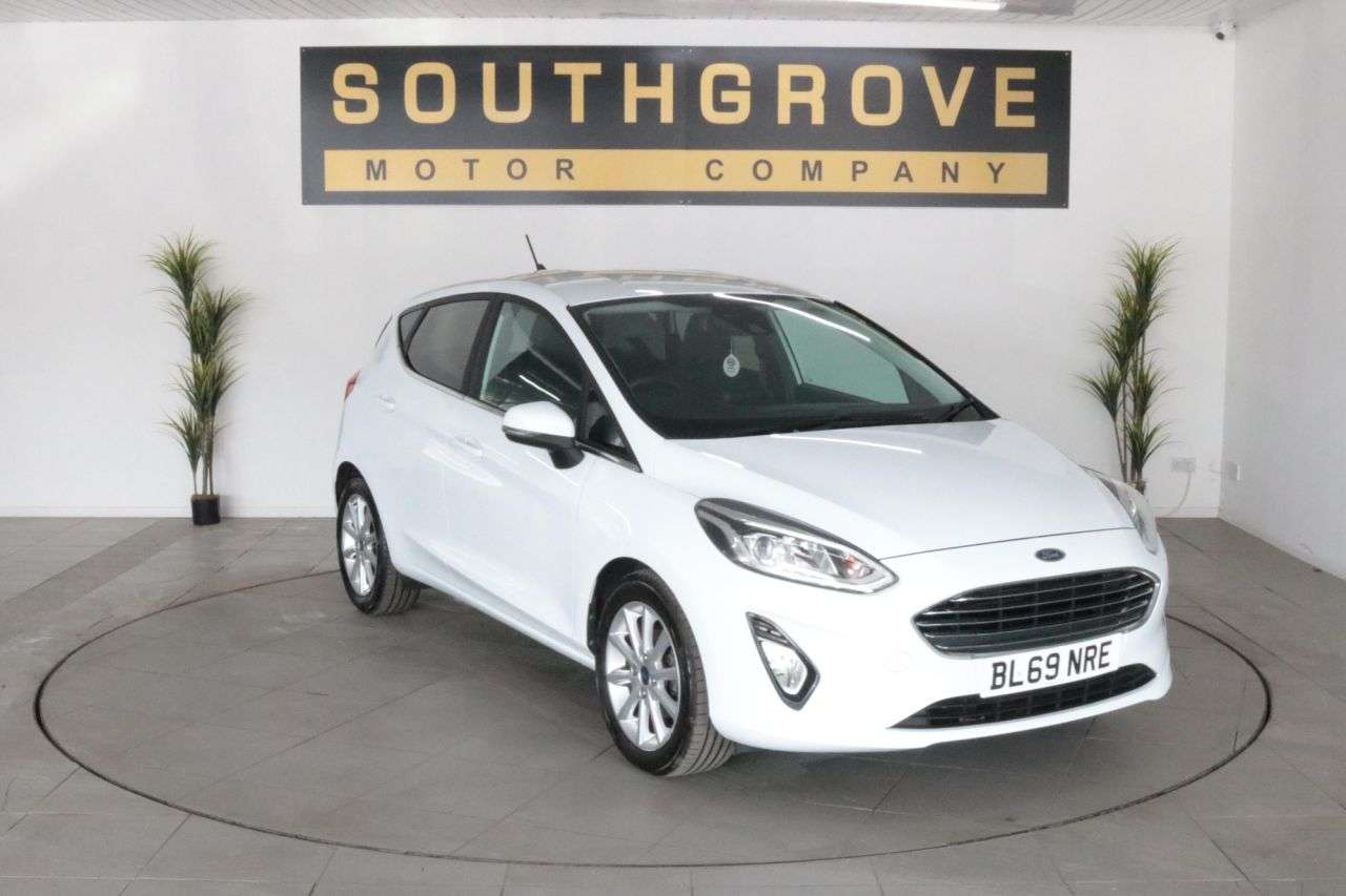 A 2019 FORD FIESTA 1.0T EcoBoost GPF Titanium Hatchback 5dr Petrol Manual Euro 6 (s/s) (125 ps A 2019 FORD FIESTA 1.0T EcoBoost GPF Titanium Hatchback 5dr Petrol Manual Euro 6 (s/s) (125 ps