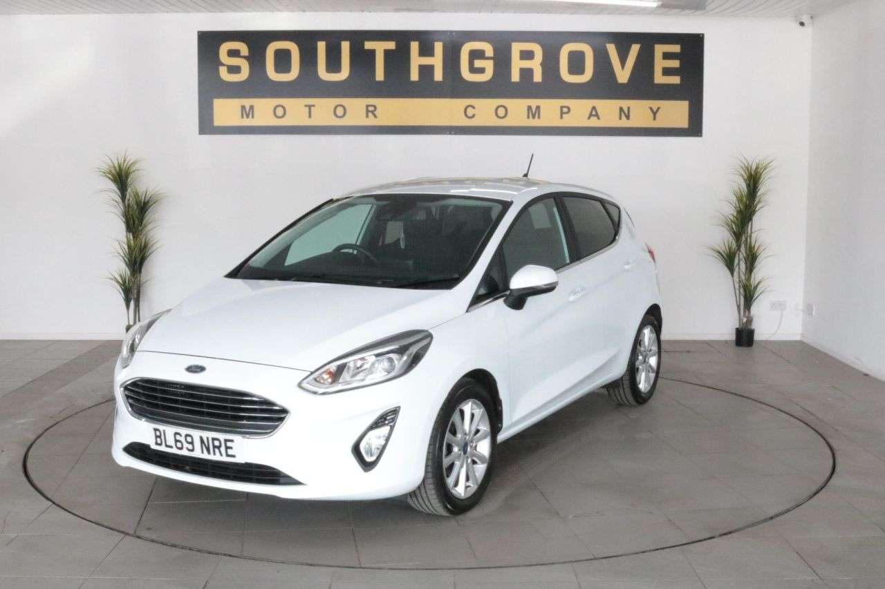 A 2019 FORD FIESTA 1.0T EcoBoost GPF Titanium Hatchback 5dr Petrol Manual Euro 6 (s/s) (125 ps A 2019 FORD FIESTA 1.0T EcoBoost GPF Titanium Hatchback 5dr Petrol Manual Euro 6 (s/s) (125 ps