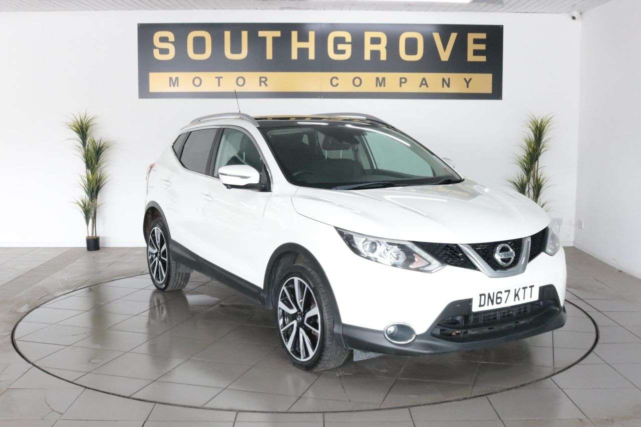 A 2017 NISSAN QASHQAI 1.6 dCi Tekna SUV 5dr Diesel Manual 4WD Euro 6 (s/s) (130 ps) * EXTENDED WA A 2017 NISSAN QASHQAI 1.6 dCi Tekna SUV 5dr Diesel Manual 4WD Euro 6 (s/s) (130 ps) * EXTENDED WA