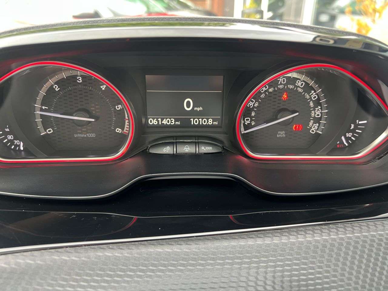 2016 PEUGEOT 2008 2016 PEUGEOT 2008