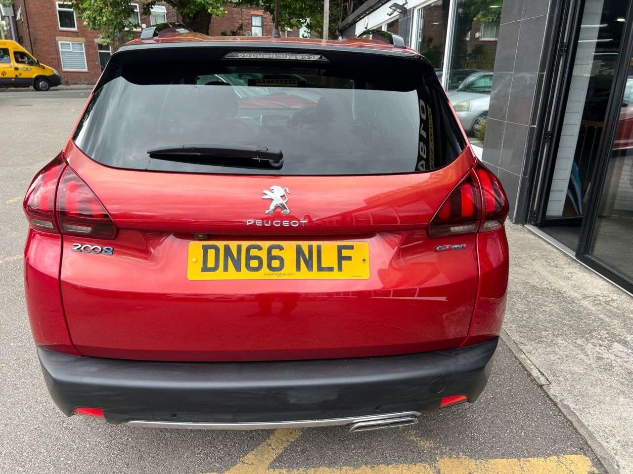 2016 PEUGEOT 2008 2016 PEUGEOT 2008