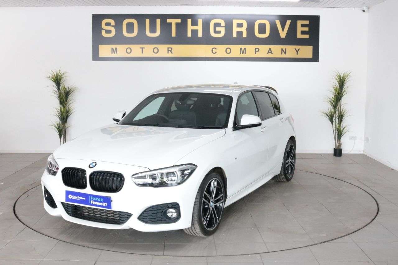 A 2019 BMW 1 SERIES 1.5 118i GPF M Sport Shadow Edition Hatchback 5dr Petrol Manual Euro 6 (s/s A 2019 BMW 1 SERIES 1.5 118i GPF M Sport Shadow Edition Hatchback 5dr Petrol Manual Euro 6 (s/s