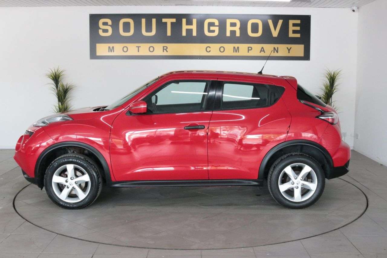 A 2015 NISSAN JUKE 1.6 Visia SUV 5dr Petrol Manual Euro 5 (94 ps) * EXTENDED WARRANTIES AVAILA A 2015 NISSAN JUKE 1.6 Visia SUV 5dr Petrol Manual Euro 5 (94 ps) * EXTENDED WARRANTIES AVAILA