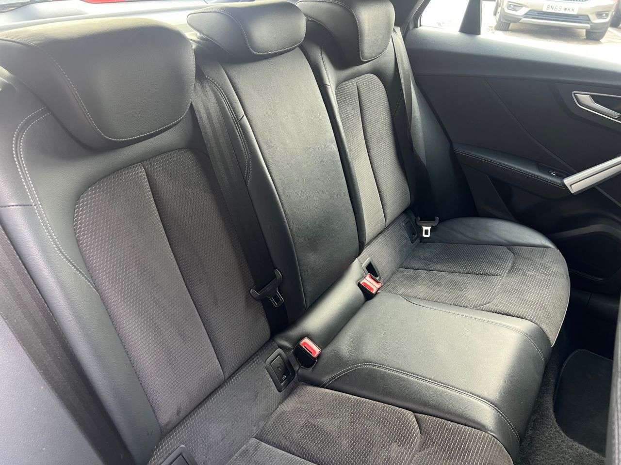 2020 AUDI SQ2 2020 AUDI SQ2
