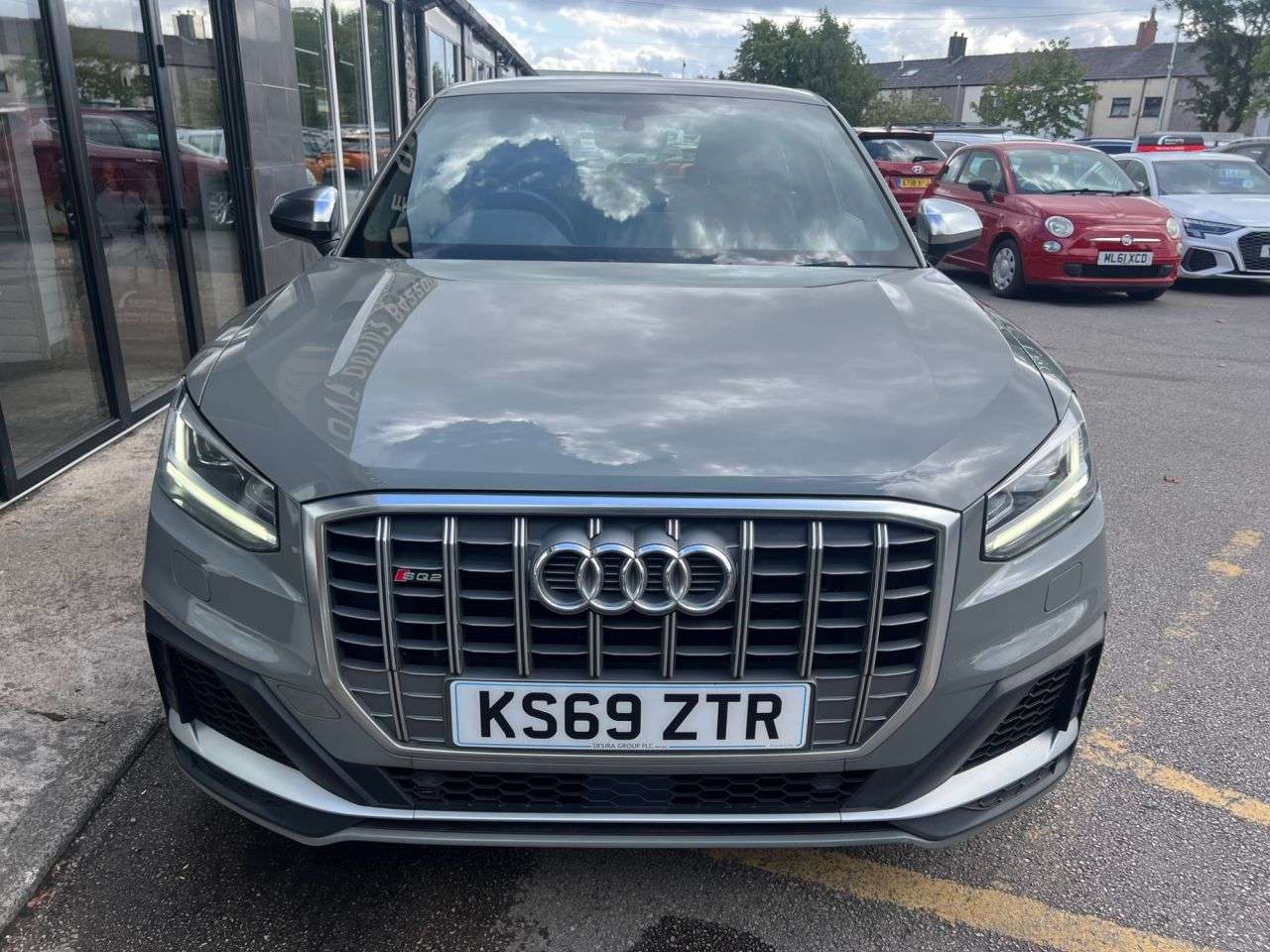 2020 AUDI SQ2 2020 AUDI SQ2