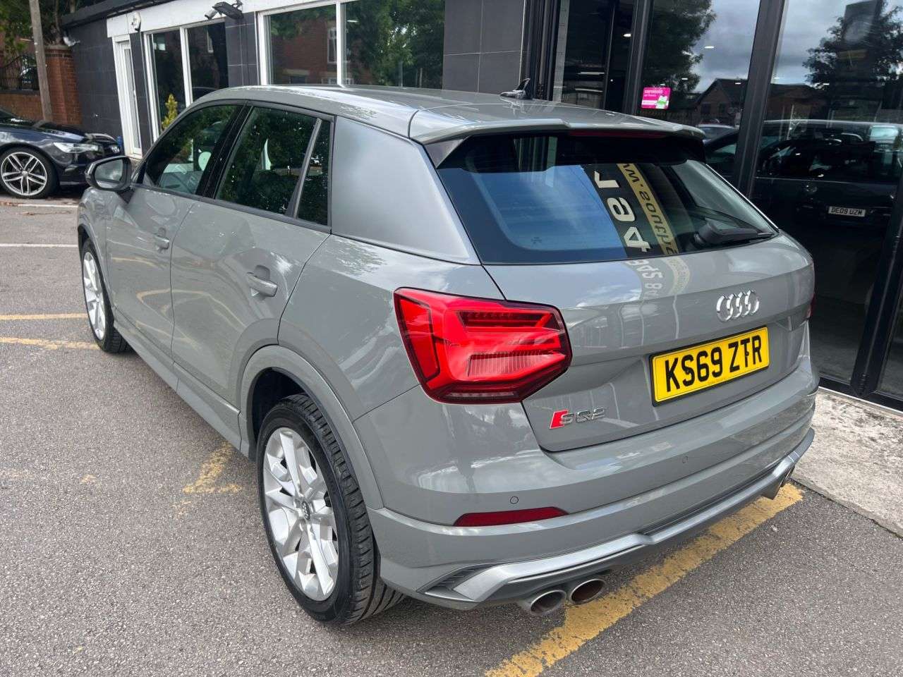 2020 AUDI SQ2 2020 AUDI SQ2