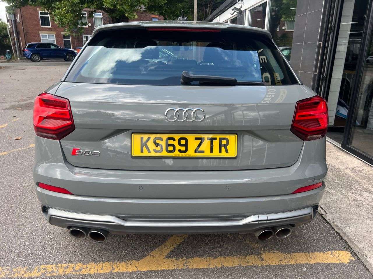 2020 AUDI SQ2 2020 AUDI SQ2