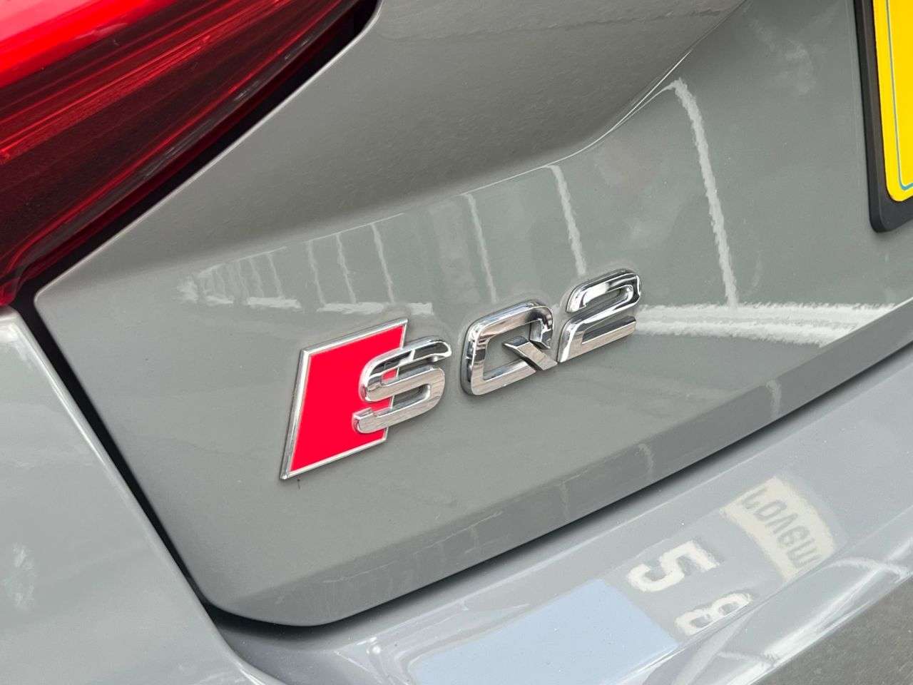 2020 AUDI SQ2 2020 AUDI SQ2