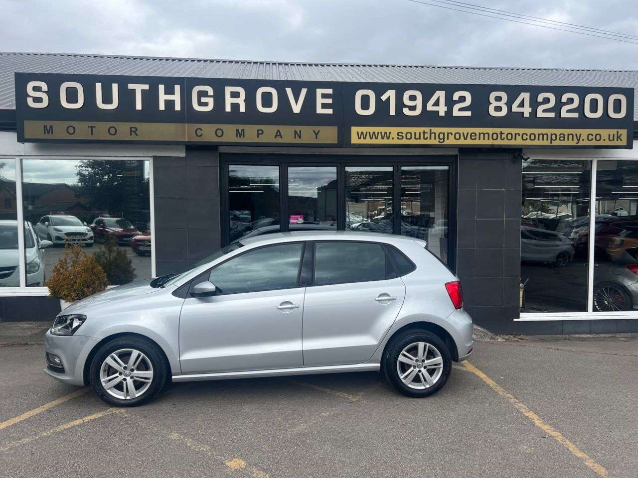 2017 VOLKSWAGEN POLO 2017 VOLKSWAGEN POLO