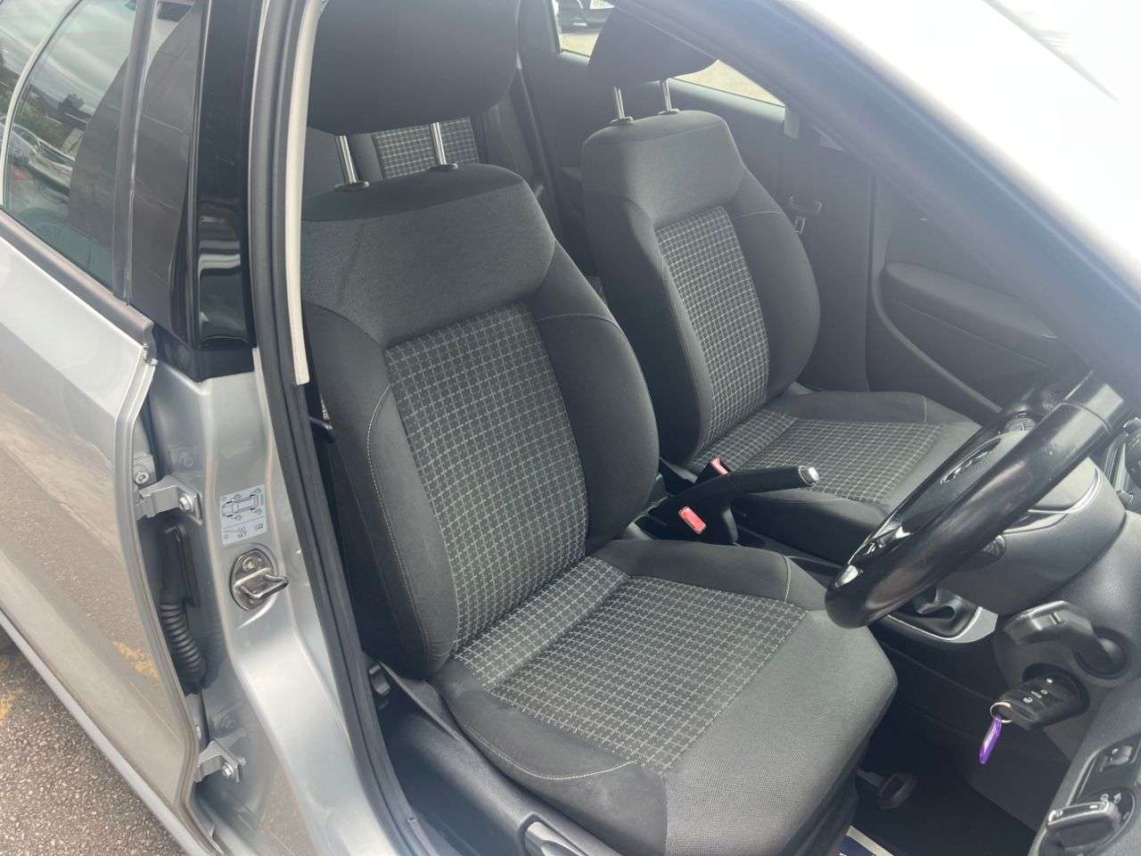 2017 VOLKSWAGEN POLO 2017 VOLKSWAGEN POLO