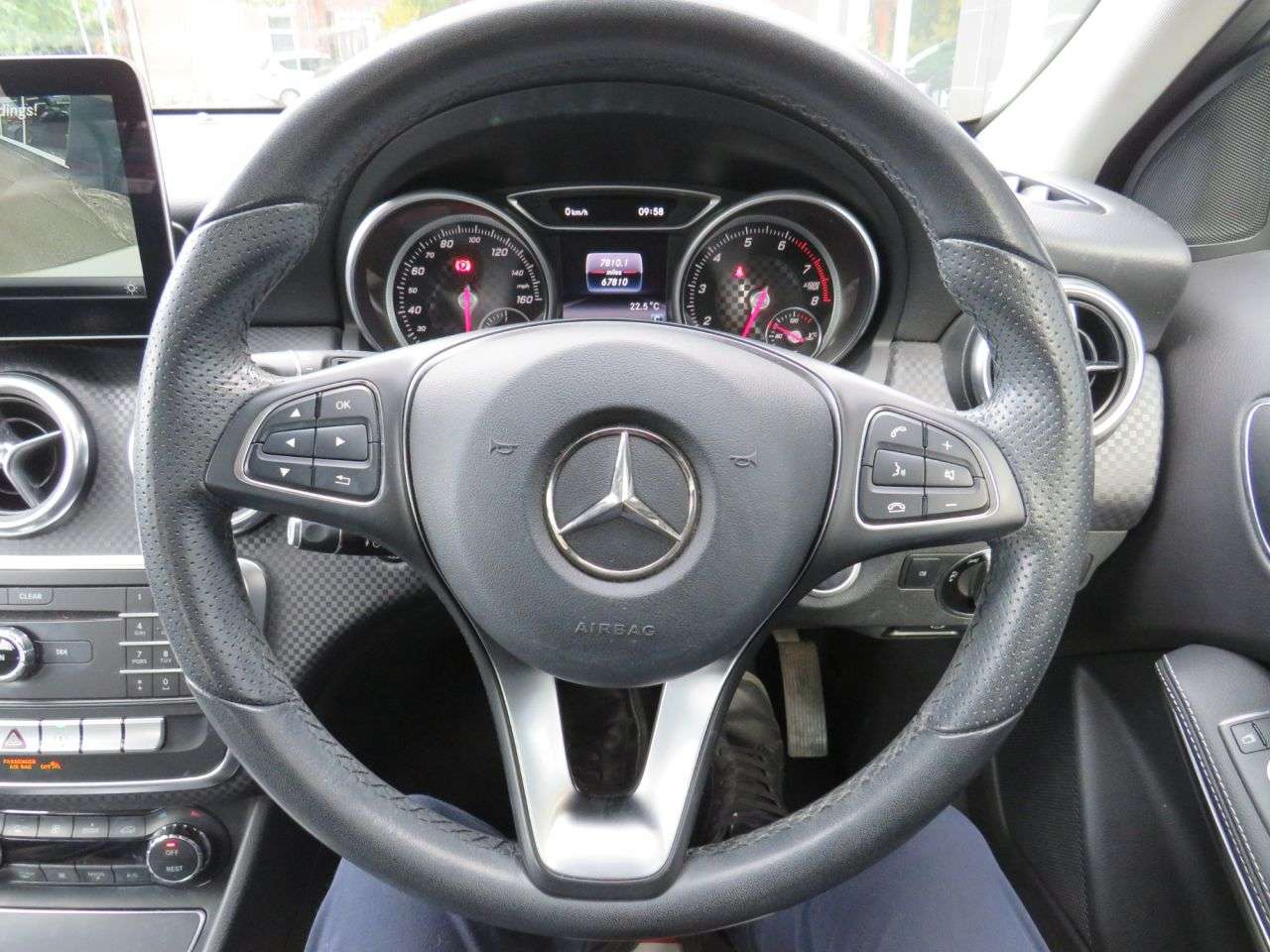 2017 MERCEDES-BENZ A CLASS 2017 MERCEDES-BENZ A CLASS