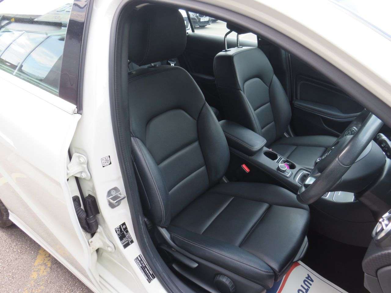 2017 MERCEDES-BENZ A CLASS 2017 MERCEDES-BENZ A CLASS