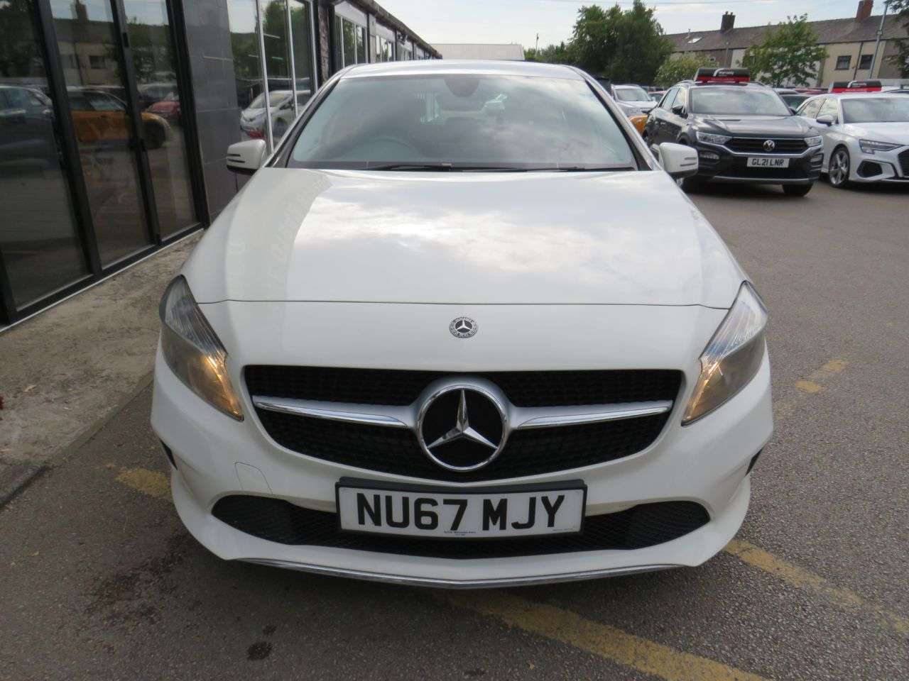 2017 MERCEDES-BENZ A CLASS 2017 MERCEDES-BENZ A CLASS
