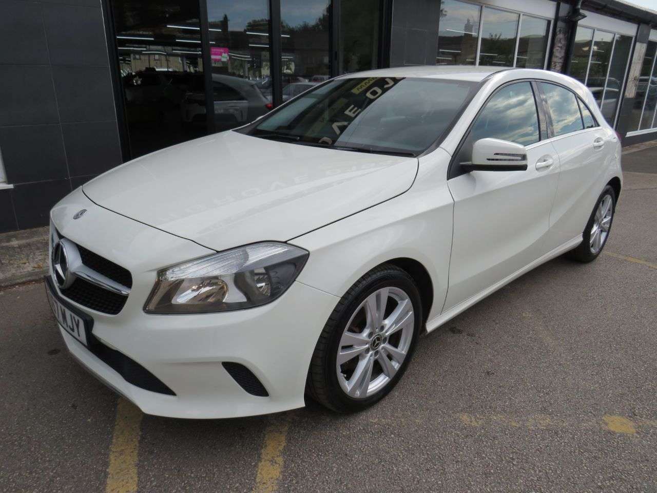 2017 MERCEDES-BENZ A CLASS 2017 MERCEDES-BENZ A CLASS