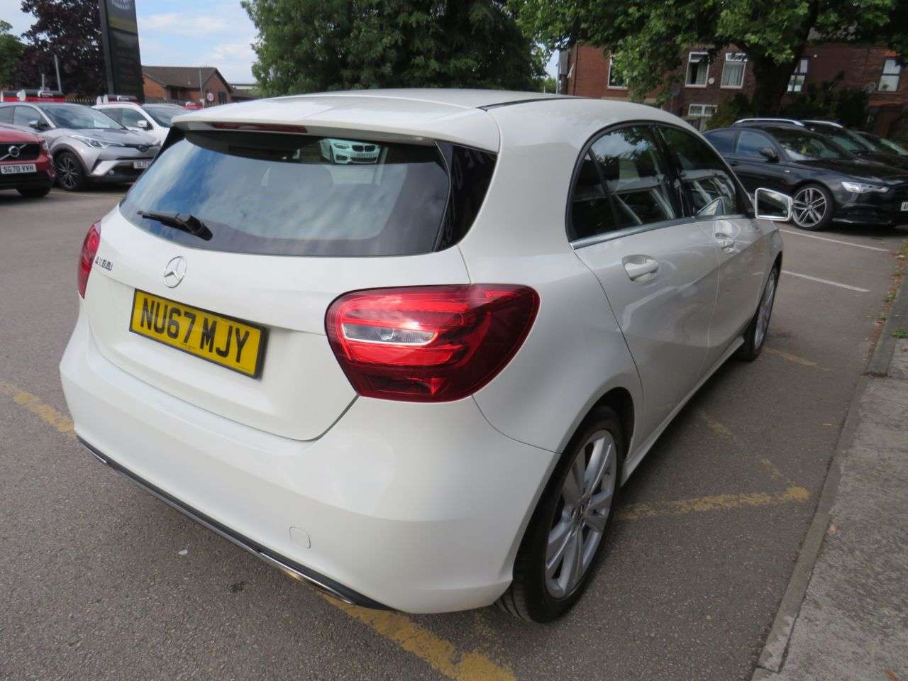 2017 MERCEDES-BENZ A CLASS 2017 MERCEDES-BENZ A CLASS