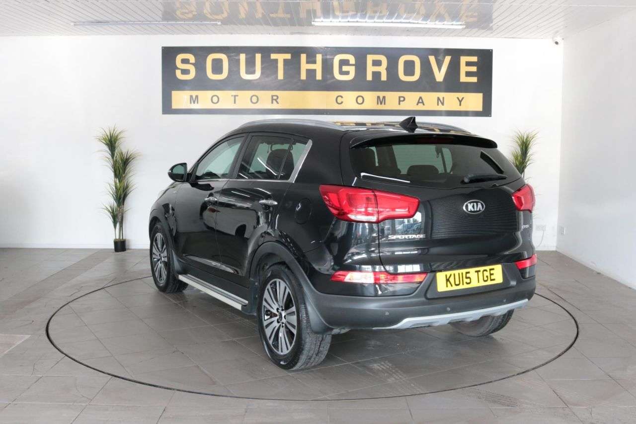 A 2015 KIA SPORTAGE 2.0 CRDi KX-4 SUV 5dr Diesel Manual AWD Euro 5 (181 bhp) ** EXTENDED WARRAN A 2015 KIA SPORTAGE 2.0 CRDi KX-4 SUV 5dr Diesel Manual AWD Euro 5 (181 bhp) ** EXTENDED WARRAN