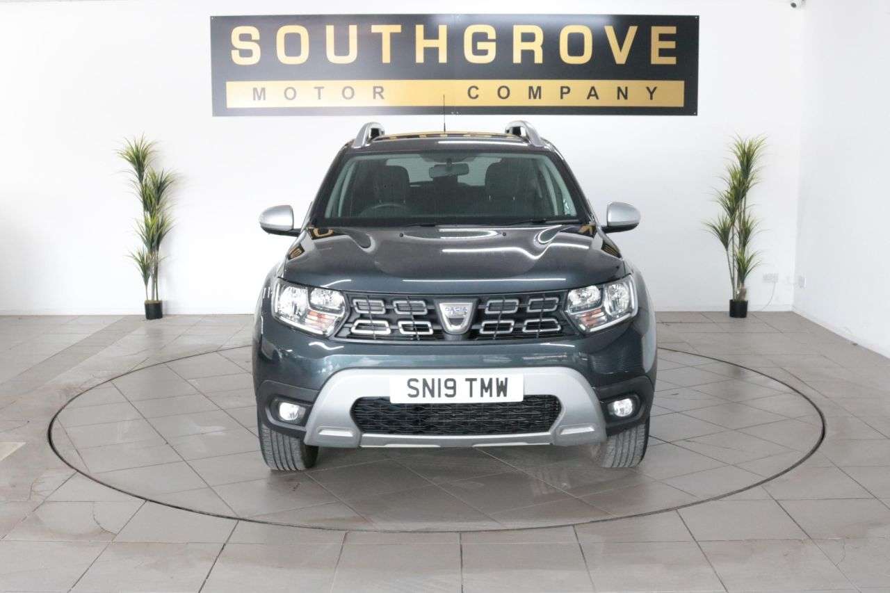 A 2019 DACIA DUSTER 1.6 SCe Comfort SUV 5dr Petrol Manual Euro 6 (s/s) (115 ps) ** EXTENDED WAR A 2019 DACIA DUSTER 1.6 SCe Comfort SUV 5dr Petrol Manual Euro 6 (s/s) (115 ps) ** EXTENDED WAR