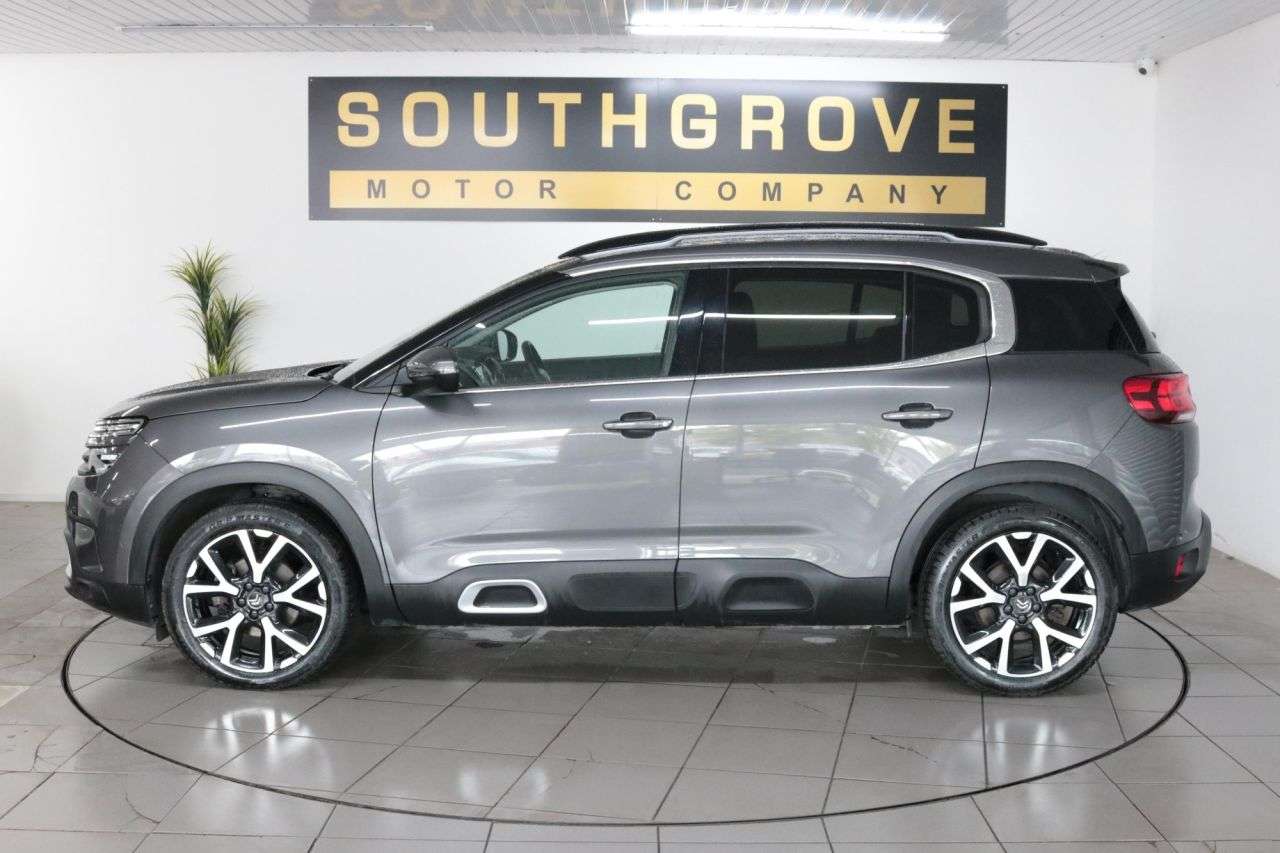 A 2021 CITROEN C5 AIRCROSS 1.5 BlueHDi Shine Plus SUV 5dr Diesel EAT8 Euro 6 (s/s) (130 ps) * EXTENDED A 2021 CITROEN C5 AIRCROSS 1.5 BlueHDi Shine Plus SUV 5dr Diesel EAT8 Euro 6 (s/s) (130 ps) * EXTENDED