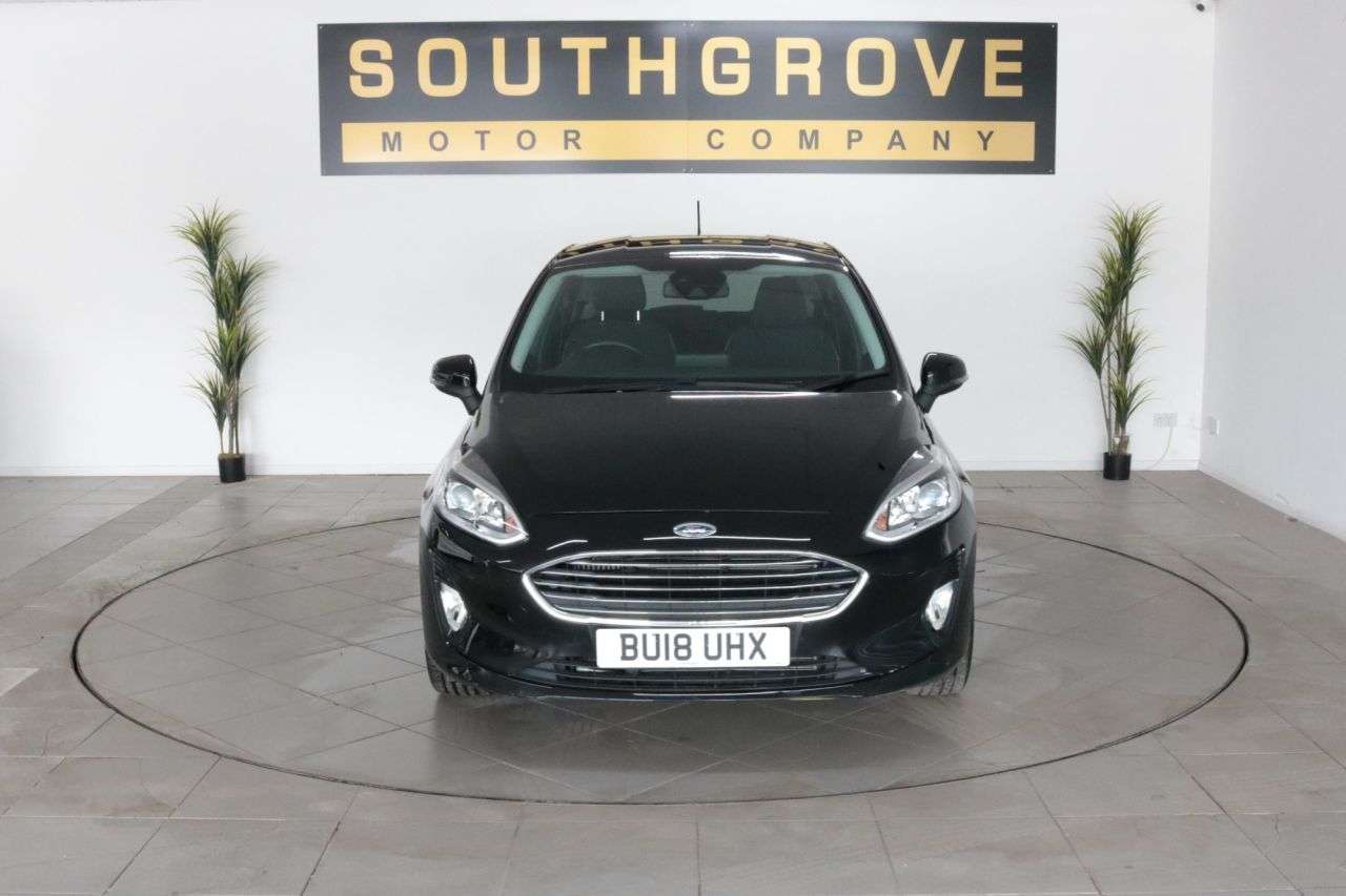 A 2018 FORD FIESTA 1.0T EcoBoost Titanium Hatchback 5dr Petrol Manual Euro 6 (s/s) (100 ps) * A 2018 FORD FIESTA 1.0T EcoBoost Titanium Hatchback 5dr Petrol Manual Euro 6 (s/s) (100 ps) *
