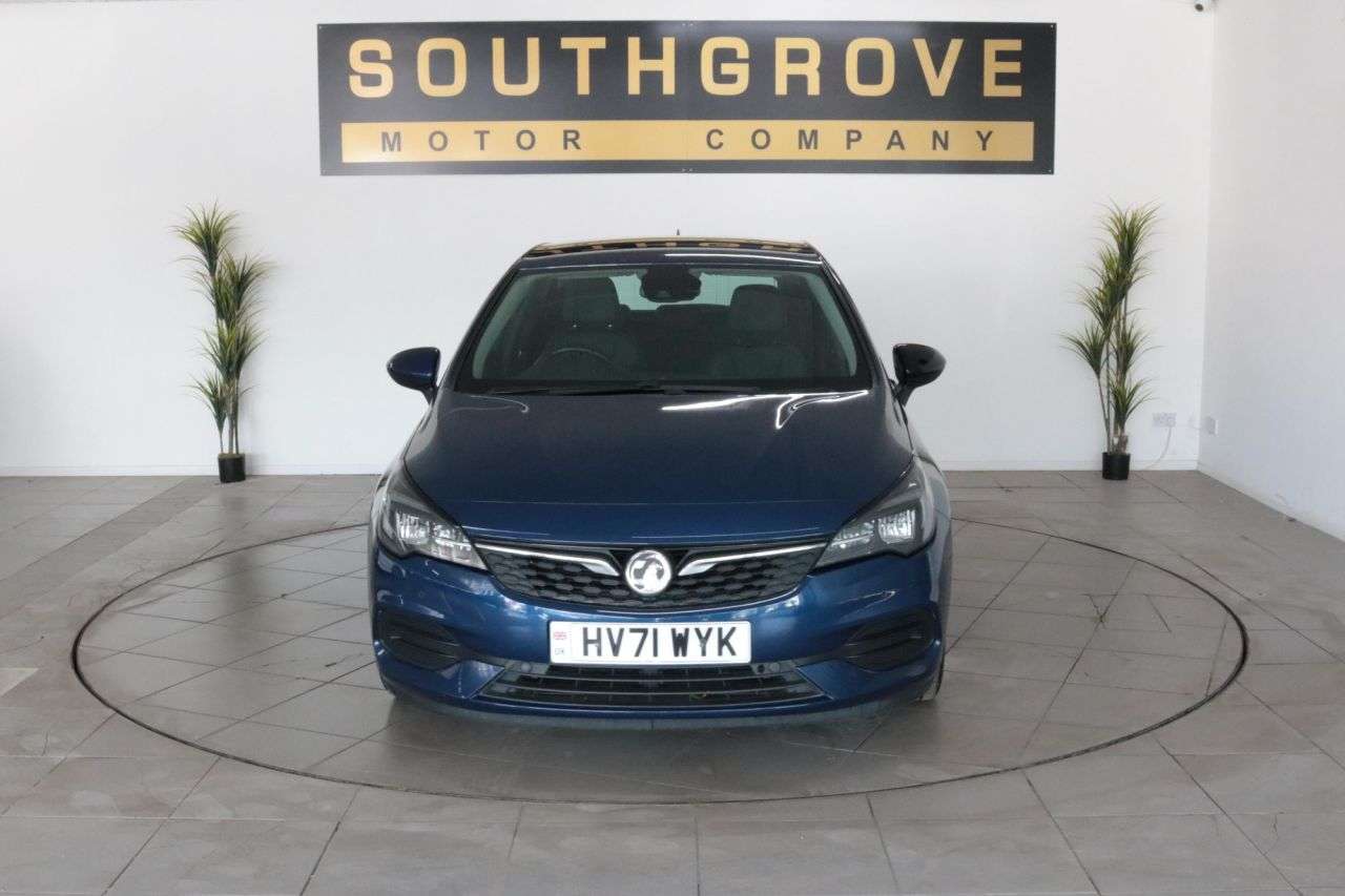 A 2021 VAUXHALL ASTRA 1.5 Turbo D Elite Nav Premium Hatchback 5dr Diesel Manual Euro 6 (s/s) (122 A 2021 VAUXHALL ASTRA 1.5 Turbo D Elite Nav Premium Hatchback 5dr Diesel Manual Euro 6 (s/s) (122