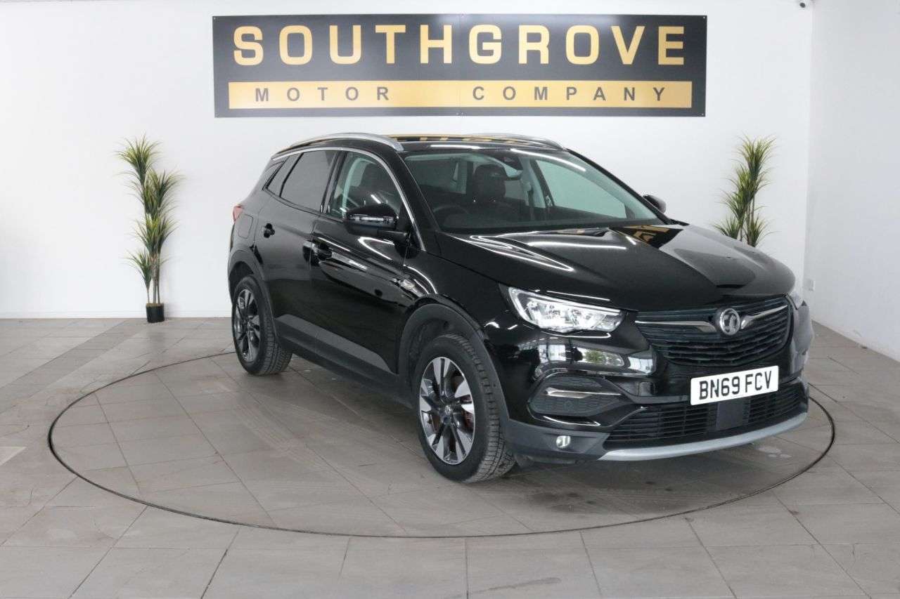 A 2020 VAUXHALL GRANDLAND X 1.5 Turbo D SRi Nav SUV 5dr Diesel Auto Euro 6 (s/s) (130 ps) ** EXTENDED W A 2020 VAUXHALL GRANDLAND X 1.5 Turbo D SRi Nav SUV 5dr Diesel Auto Euro 6 (s/s) (130 ps) ** EXTENDED W