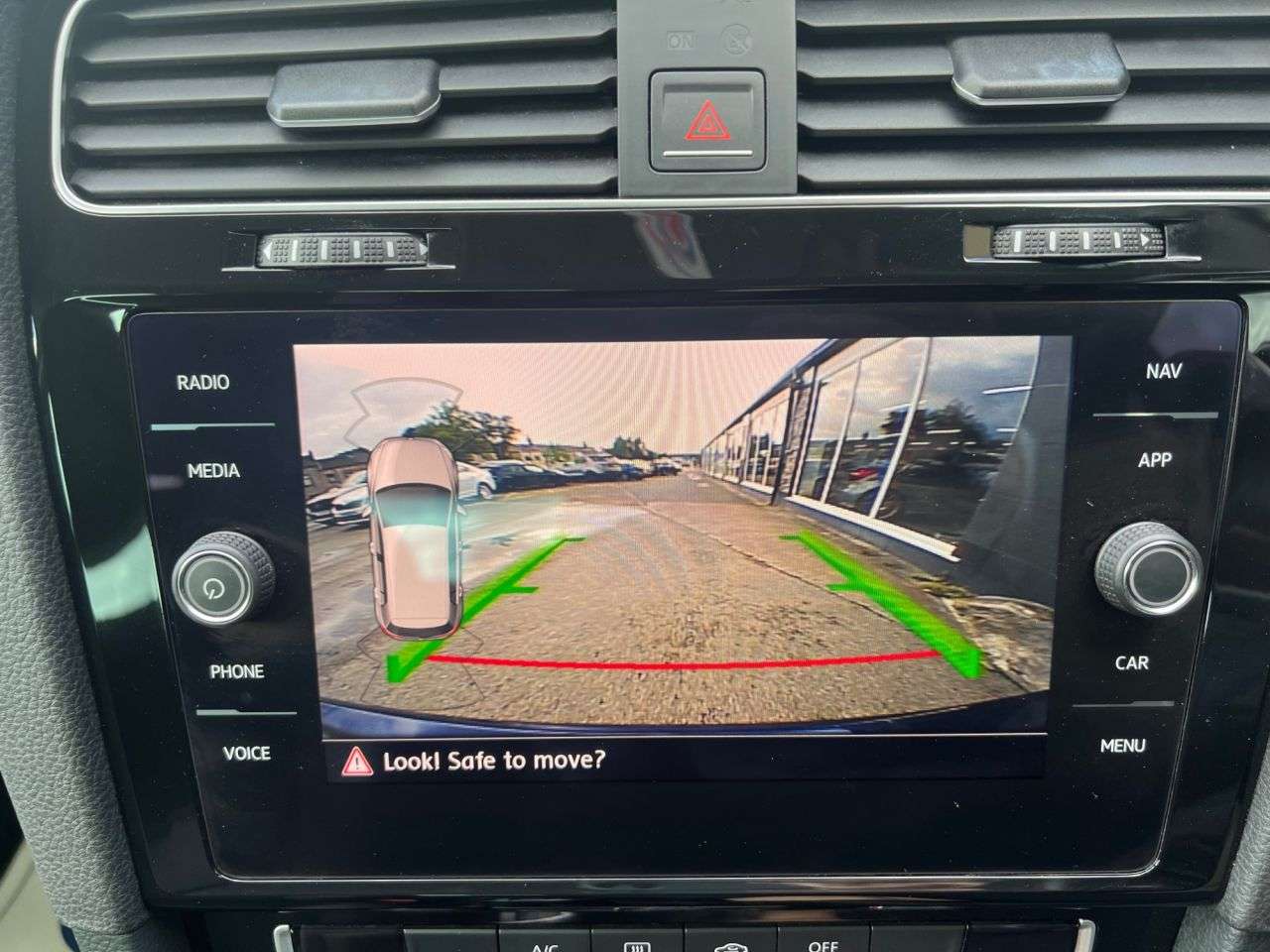 2017 VOLKSWAGEN GOLF 2017 VOLKSWAGEN GOLF