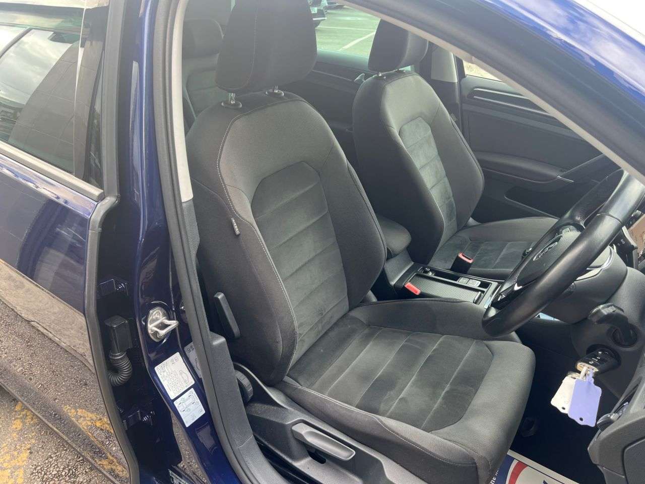 2017 VOLKSWAGEN GOLF 2017 VOLKSWAGEN GOLF