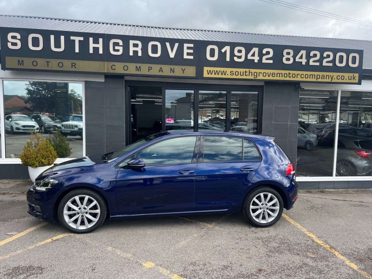 2017 VOLKSWAGEN GOLF 2017 VOLKSWAGEN GOLF