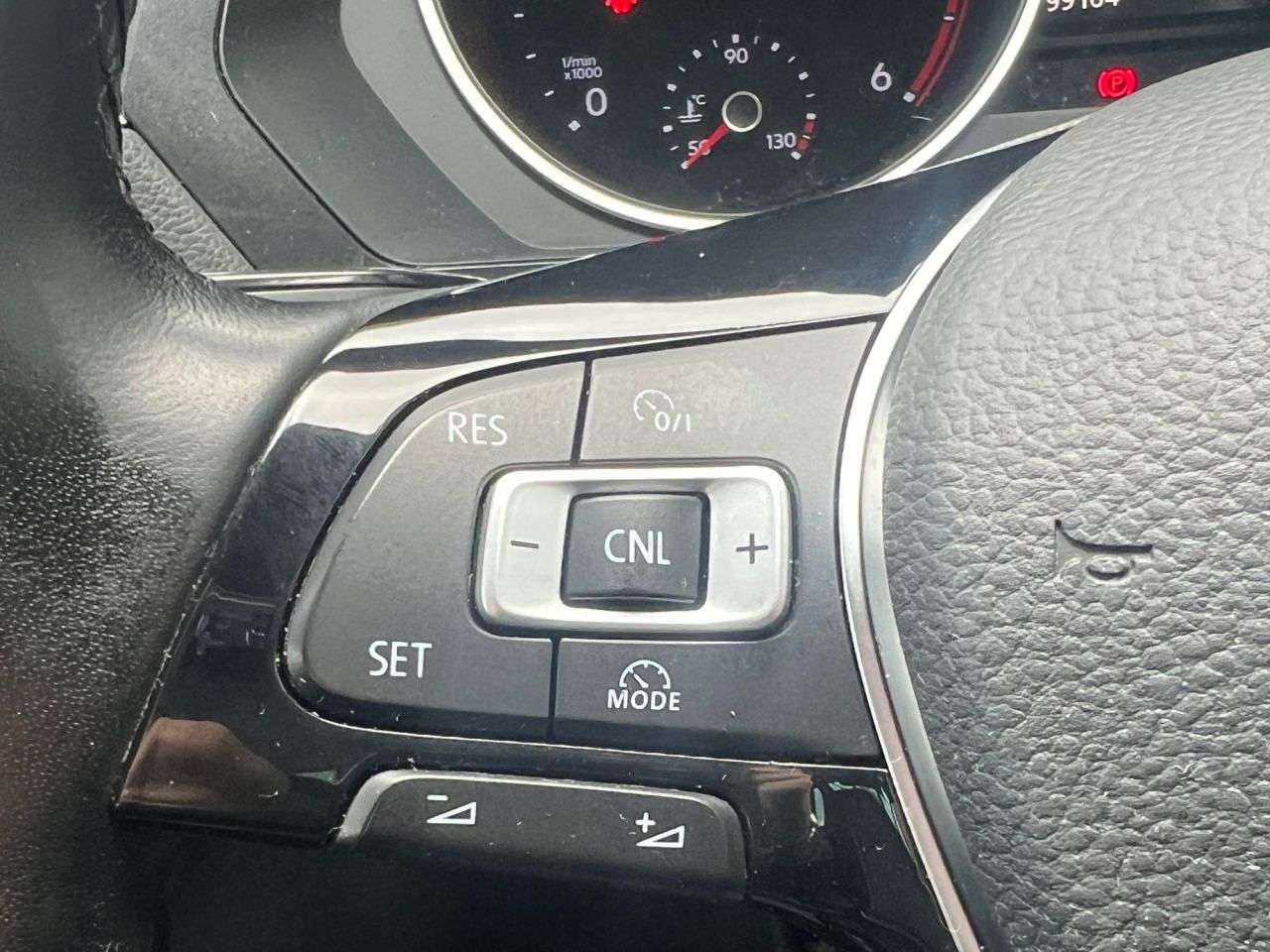2017 VOLKSWAGEN TIGUAN 2017 VOLKSWAGEN TIGUAN