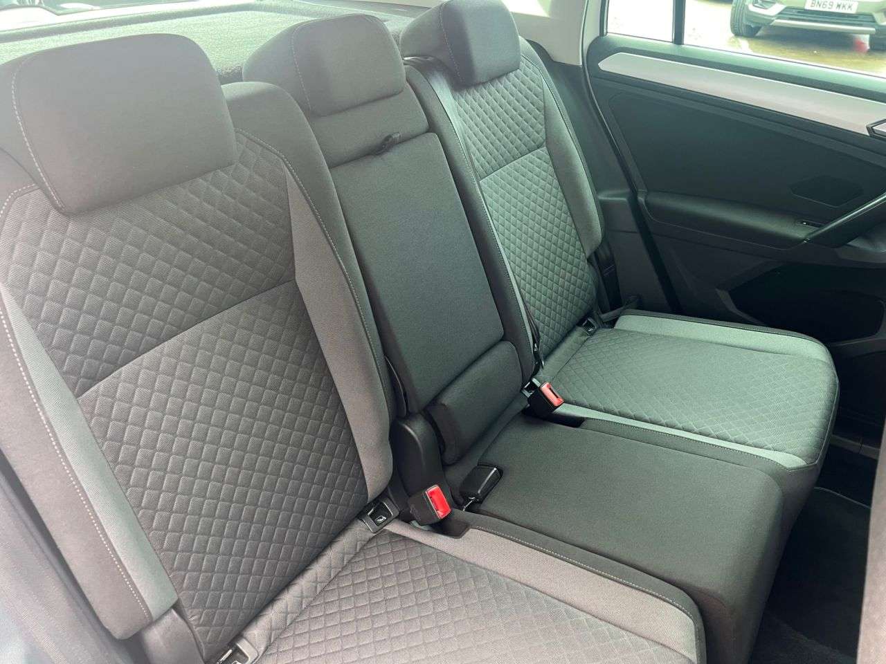 2017 VOLKSWAGEN TIGUAN 2017 VOLKSWAGEN TIGUAN