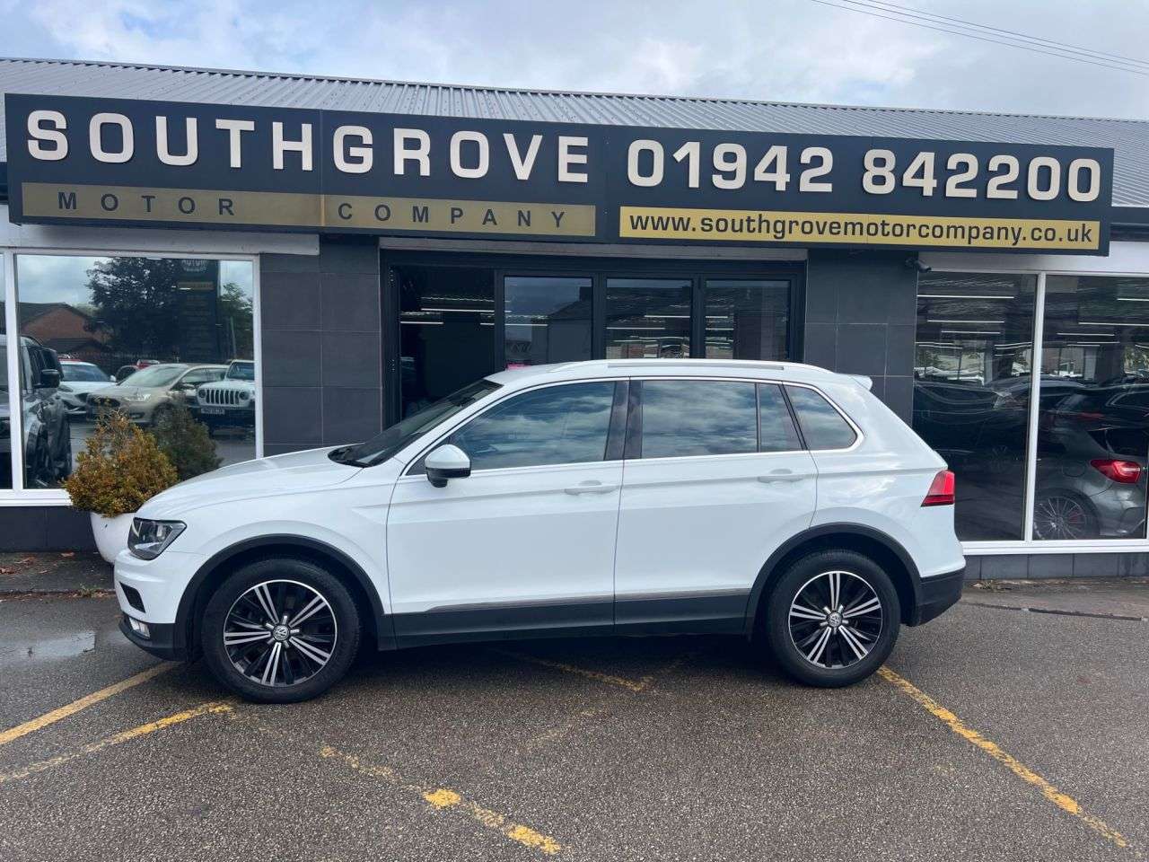2017 VOLKSWAGEN TIGUAN 2017 VOLKSWAGEN TIGUAN