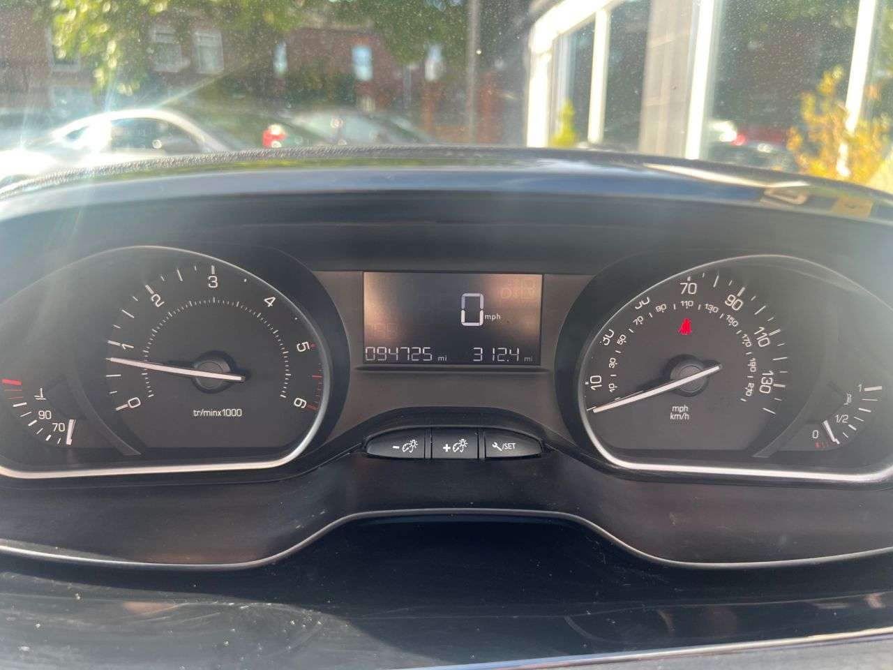 2016 PEUGEOT 2008 2016 PEUGEOT 2008
