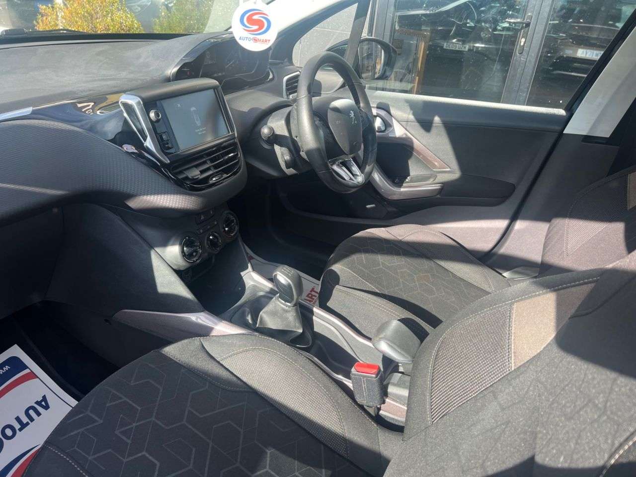2016 PEUGEOT 2008 2016 PEUGEOT 2008