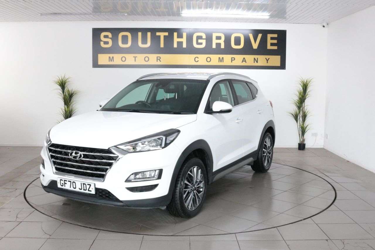 A 2020 HYUNDAI TUCSON 1.6 GDi Premium SUV 5dr Petrol Manual Euro 6 (s/s) (132 ps) * EXTENDED WARR A 2020 HYUNDAI TUCSON 1.6 GDi Premium SUV 5dr Petrol Manual Euro 6 (s/s) (132 ps) * EXTENDED WARR