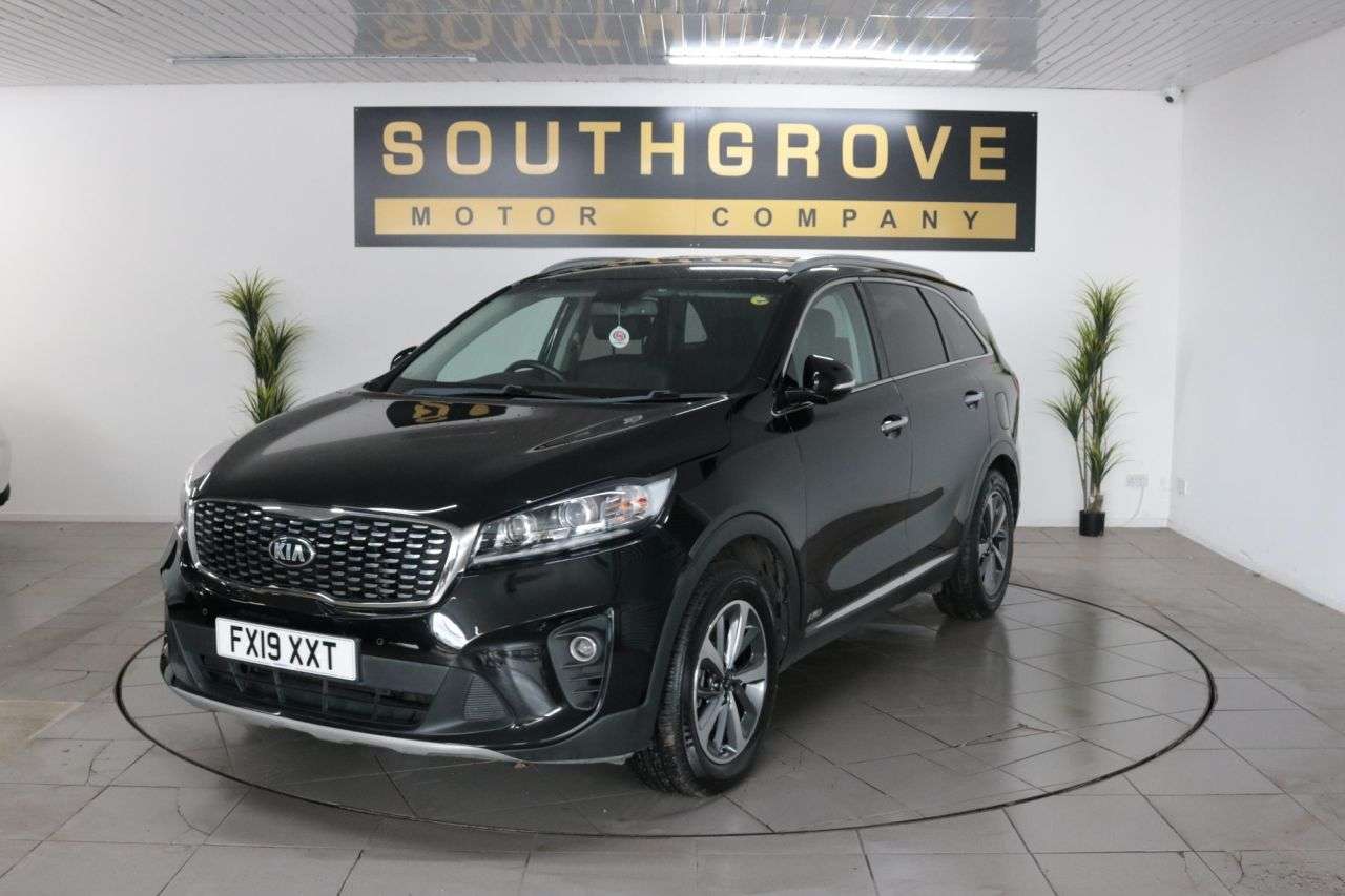 A 2019 KIA SORENTO 2.2 CRDi KX-2 SUV 5dr Diesel Manual AWD Euro 6 (s/s) (197 bhp) ** EXTENDED A 2019 KIA SORENTO 2.2 CRDi KX-2 SUV 5dr Diesel Manual AWD Euro 6 (s/s) (197 bhp) ** EXTENDED