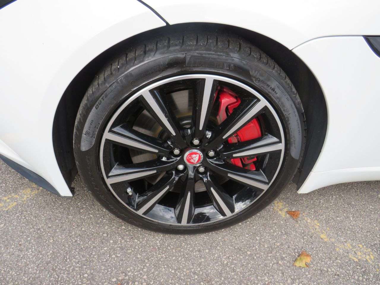 2015 JAGUAR F-TYPE 2015 JAGUAR F-TYPE