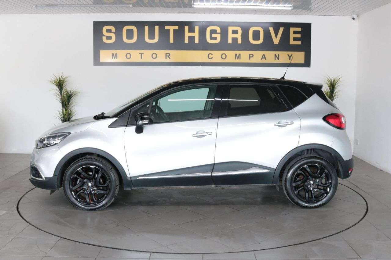 A 2016 RENAULT CAPTUR 1.5 dCi ENERGY Dynamique S Nav SUV 5dr Diesel Auto Euro 6 (s/s) (90 ps) ** A 2016 RENAULT CAPTUR 1.5 dCi ENERGY Dynamique S Nav SUV 5dr Diesel Auto Euro 6 (s/s) (90 ps) **