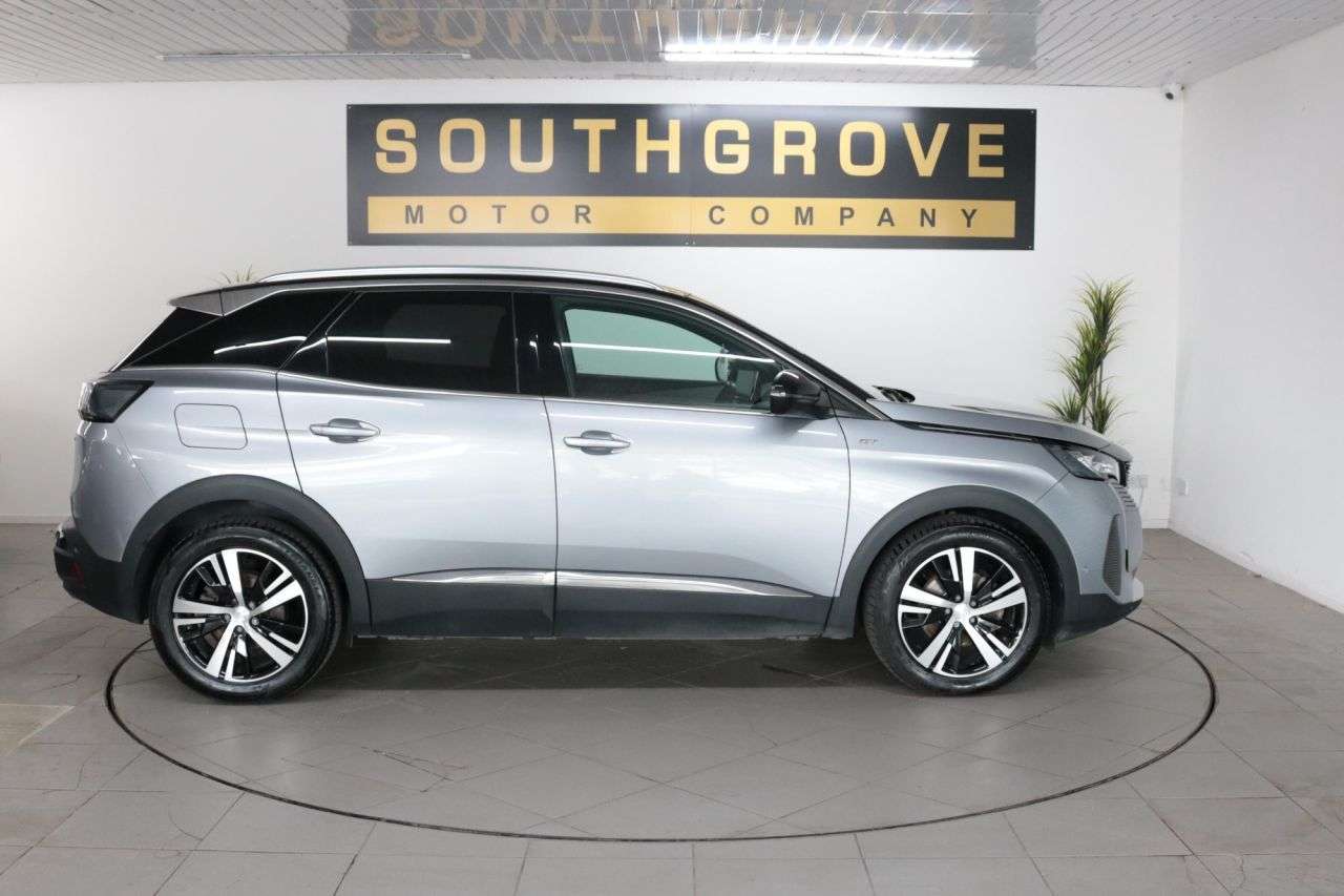 2022 PEUGEOT 3008 2022 PEUGEOT 3008