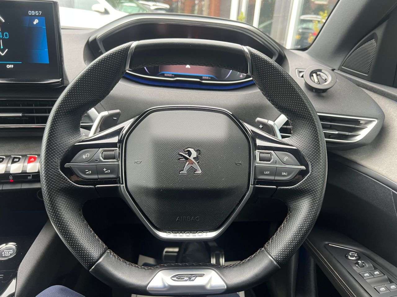 2022 PEUGEOT 3008 2022 PEUGEOT 3008