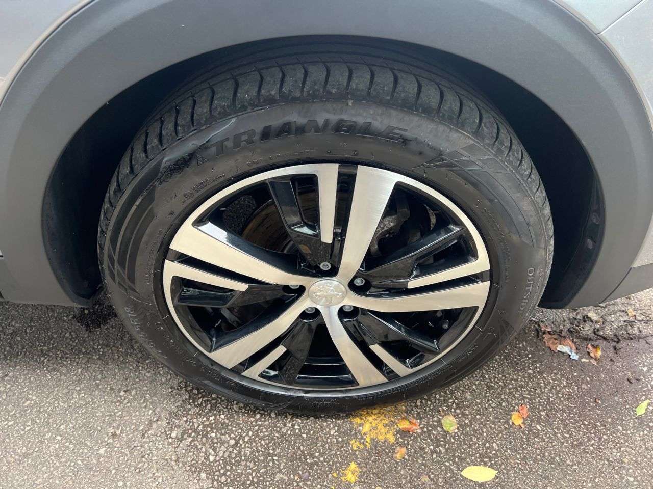 2022 PEUGEOT 3008 2022 PEUGEOT 3008