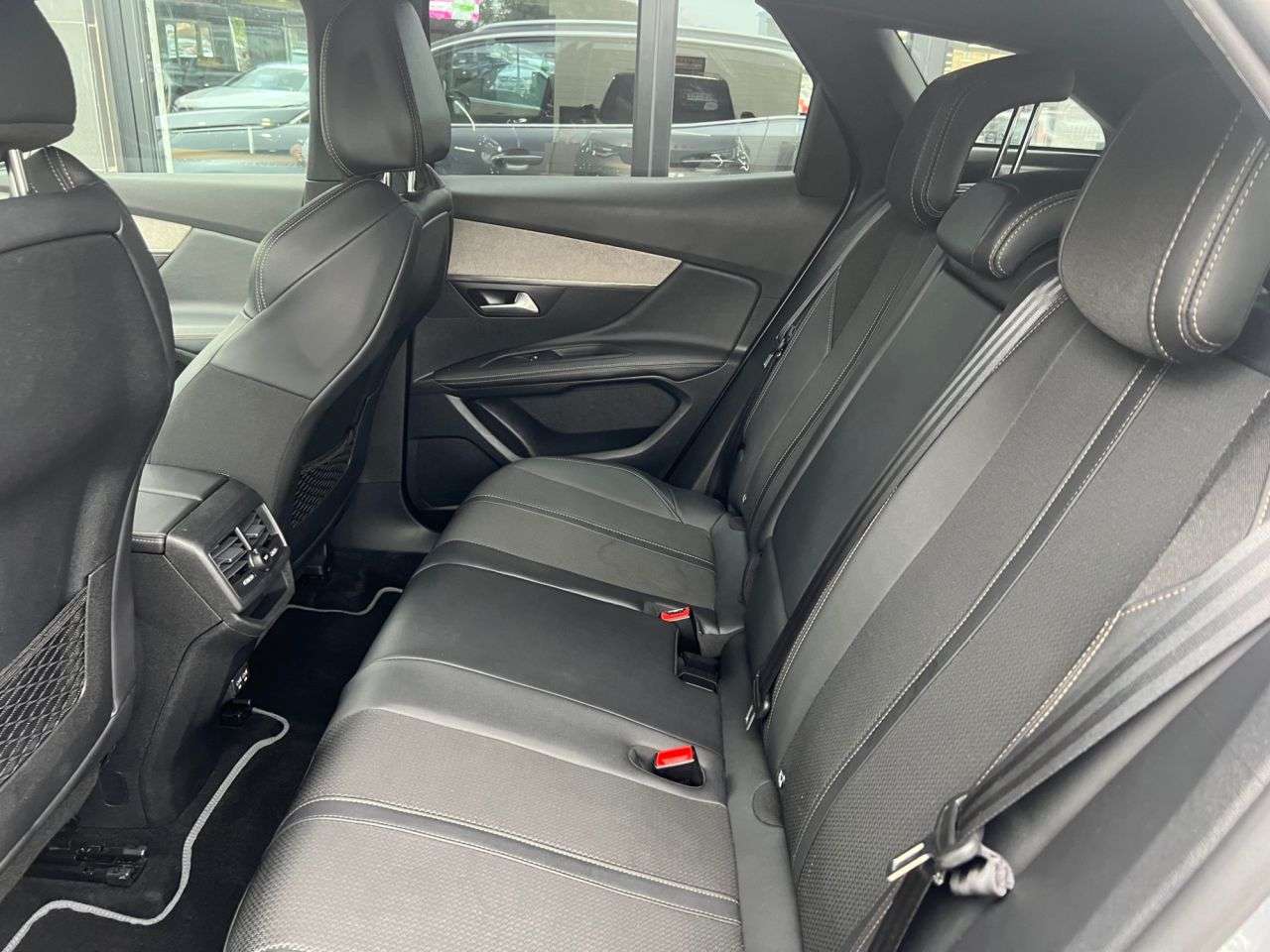 2022 PEUGEOT 3008 2022 PEUGEOT 3008
