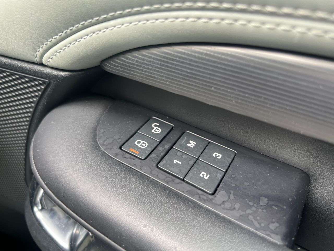 2019 LAND ROVER DISCOVERY 2019 LAND ROVER DISCOVERY