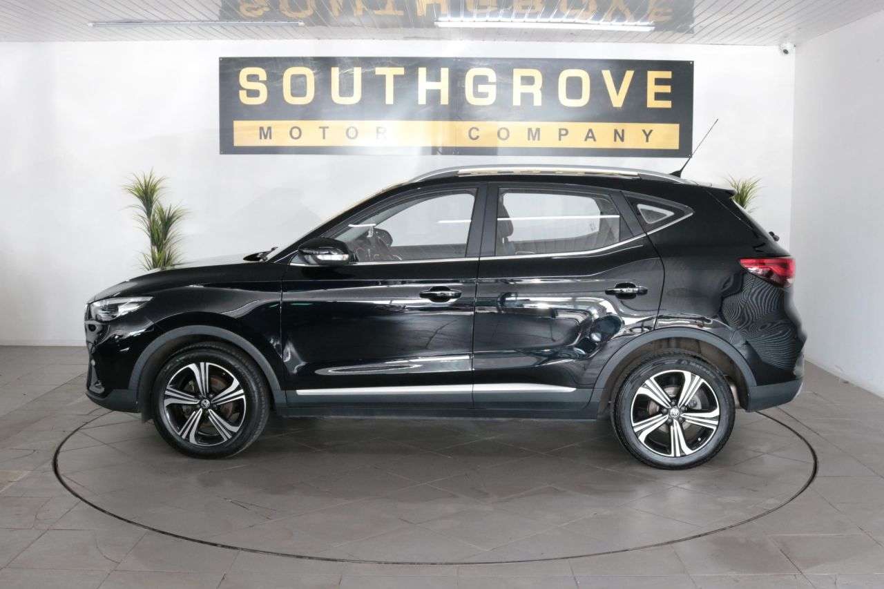 A 2022 MG MG ZS 1.5 VTi-TECH Excite SUV 5dr Petrol Manual Euro 6 (s/s) (106 ps) ** EXTENDED A 2022 MG MG ZS 1.5 VTi-TECH Excite SUV 5dr Petrol Manual Euro 6 (s/s) (106 ps) ** EXTENDED
