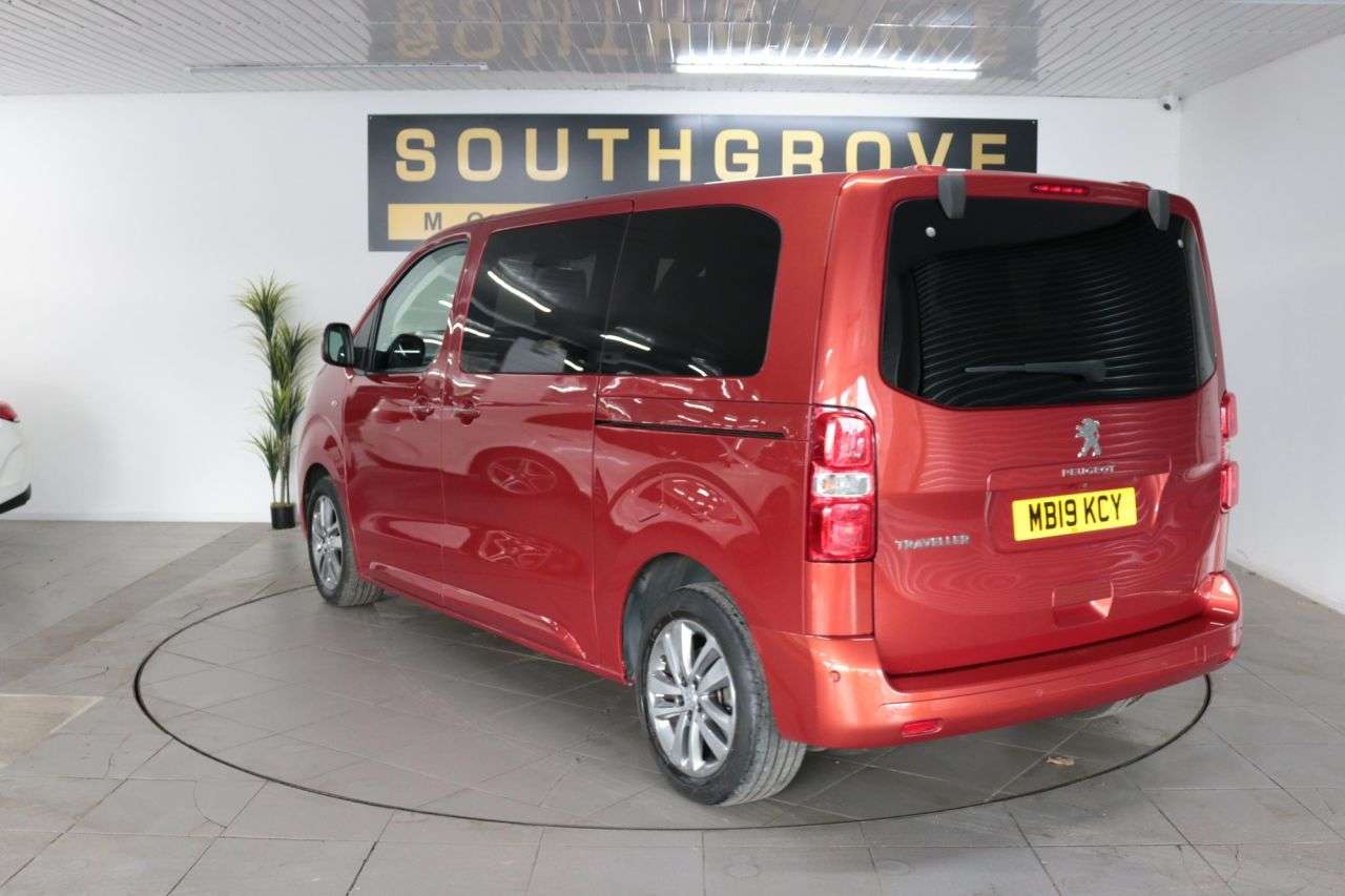 A 2019 PEUGEOT TRAVELLER 2.0 BlueHDi Allure Standard MPV 5dr Diesel EAT8 MWB Euro 6 (s/s) (180 ps) * A 2019 PEUGEOT TRAVELLER 2.0 BlueHDi Allure Standard MPV 5dr Diesel EAT8 MWB Euro 6 (s/s) (180 ps) *