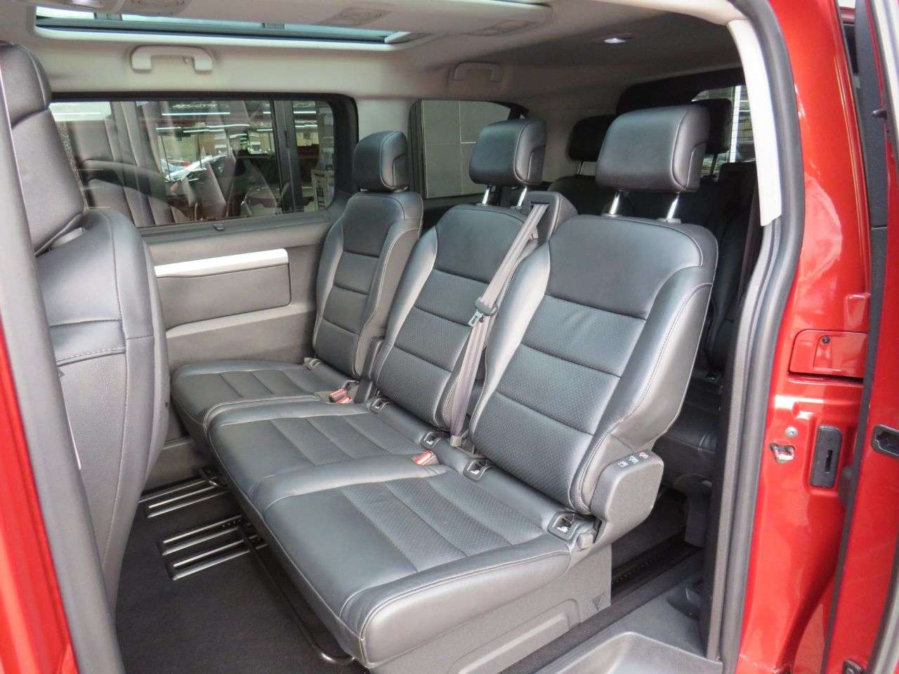 2019 PEUGEOT TRAVELLER 2019 PEUGEOT TRAVELLER