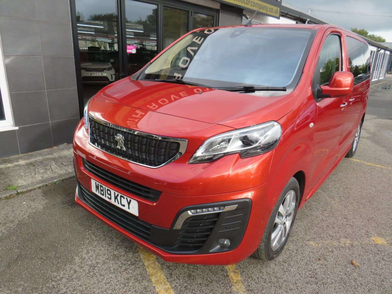 2019 PEUGEOT TRAVELLER 2019 PEUGEOT TRAVELLER